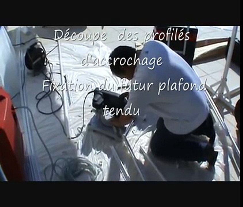 plafond tendu. Methode de pose d'un faux plafond en plafond tendu PVC .