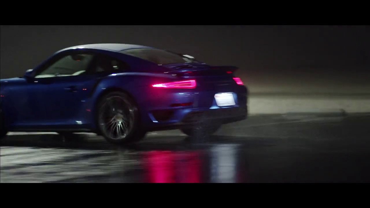 Porsche 911 Turbo S meets Maria Sharapova