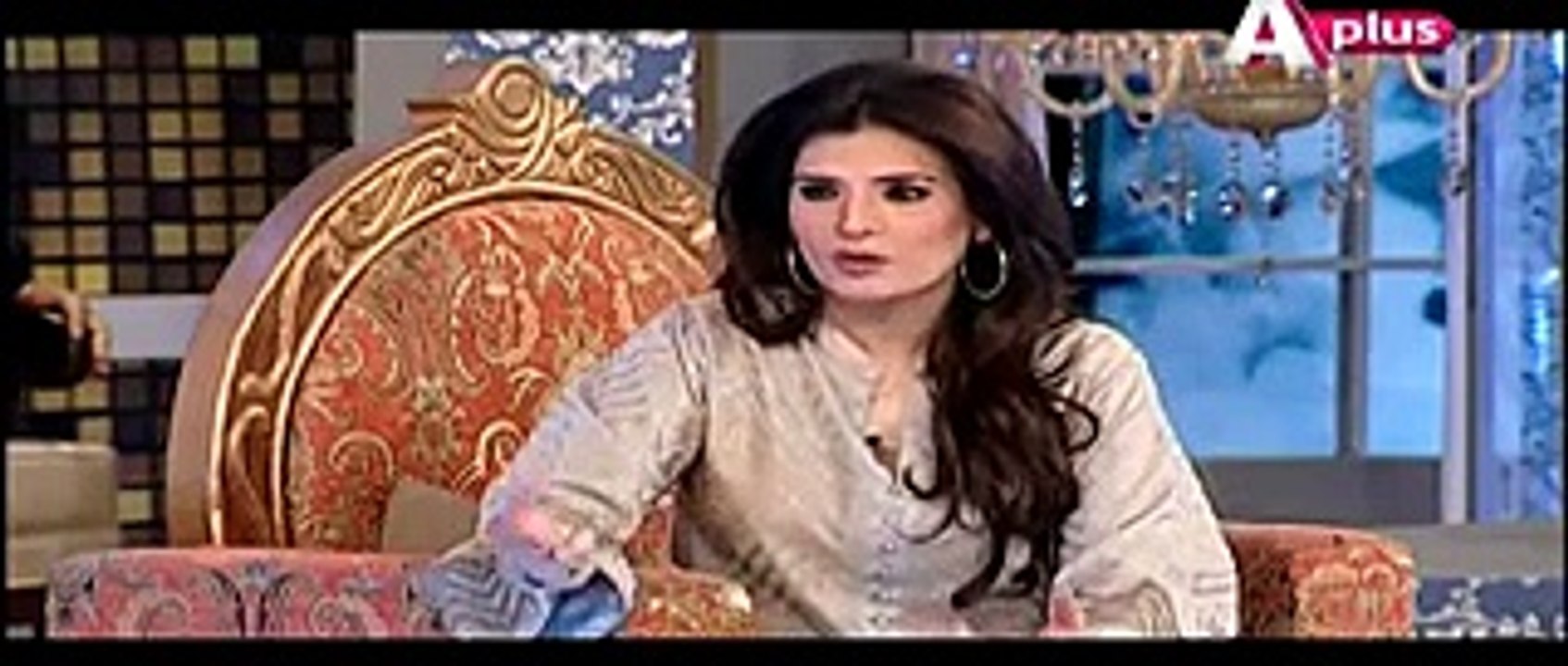Ayesha Omer Telling About Her Upcomming Pakistani Movies