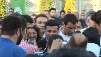 Demirtaş: "Hdp'yi Seçim Çalışması Yapamaz Hale Getirmek İstiyorlar"