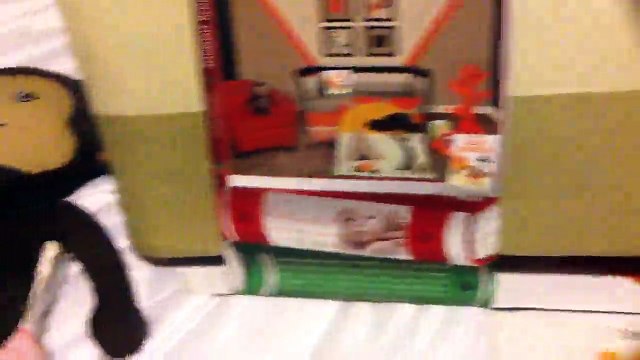 Snuggleberry Baby Crib Bedding Collection Overview