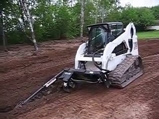 Bobcat T190 trenching