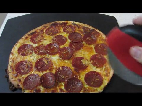 OXO Good Grips Clean Cut Pizza Wheel Review
