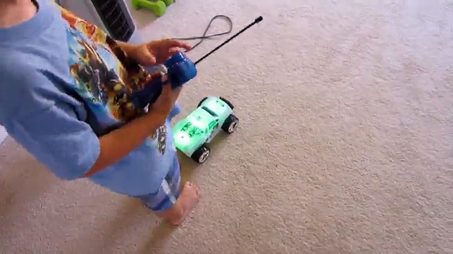 ⁣Tested & Review Maisto Tech Light Runners RC Vehicle