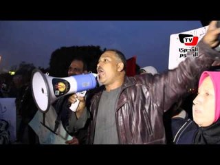 هتافات مؤيدة للجيش ومعارضة لمرسي أمام «المنصة»