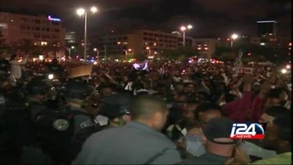 Ethiopian Israelis protest in Tel Aviv