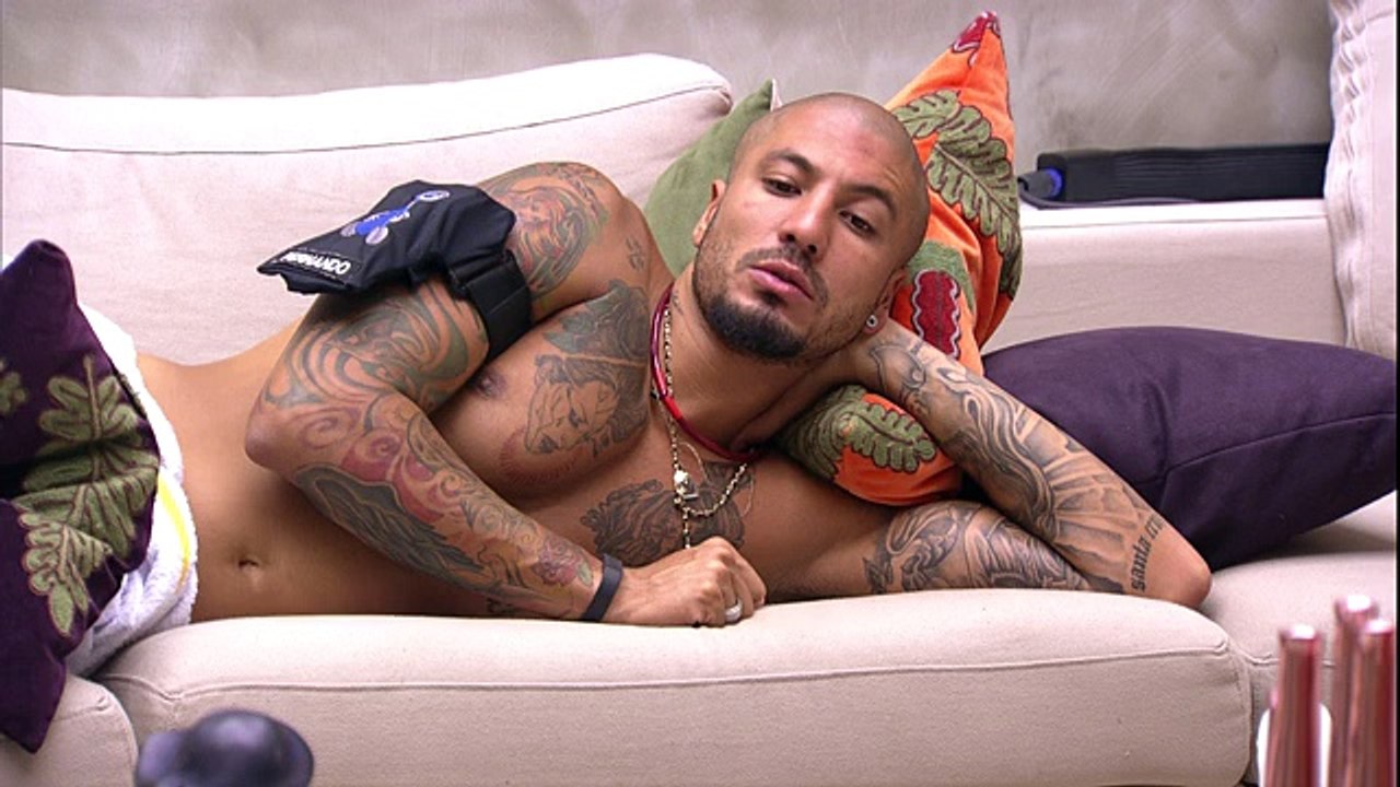 Sobre ter filhos, Fernando diz_ 'tem que arrumar uma mulher'