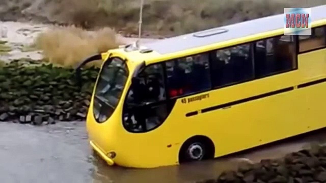 Amphibious Touring Bus !! - YouTube