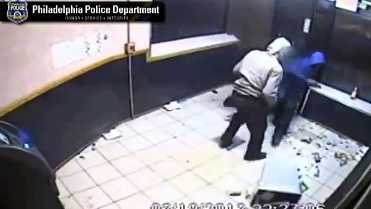 Triple shooting in Philadelphia caught on video, gunman at large (police video)