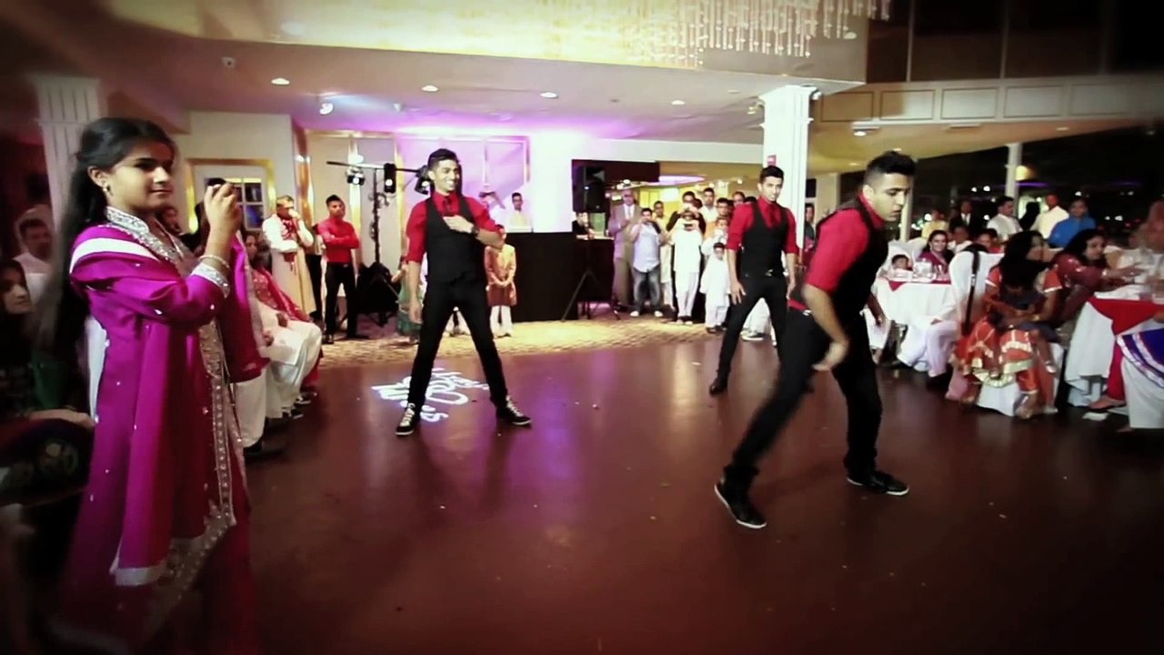 Best Mehndi Dance 2012