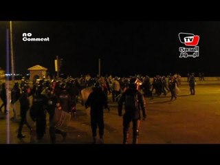 زي «الداخلية» الجديد يعرقلها أمام المتظاهرين