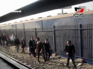 بدون تعليق: الجري على قضبان المترو