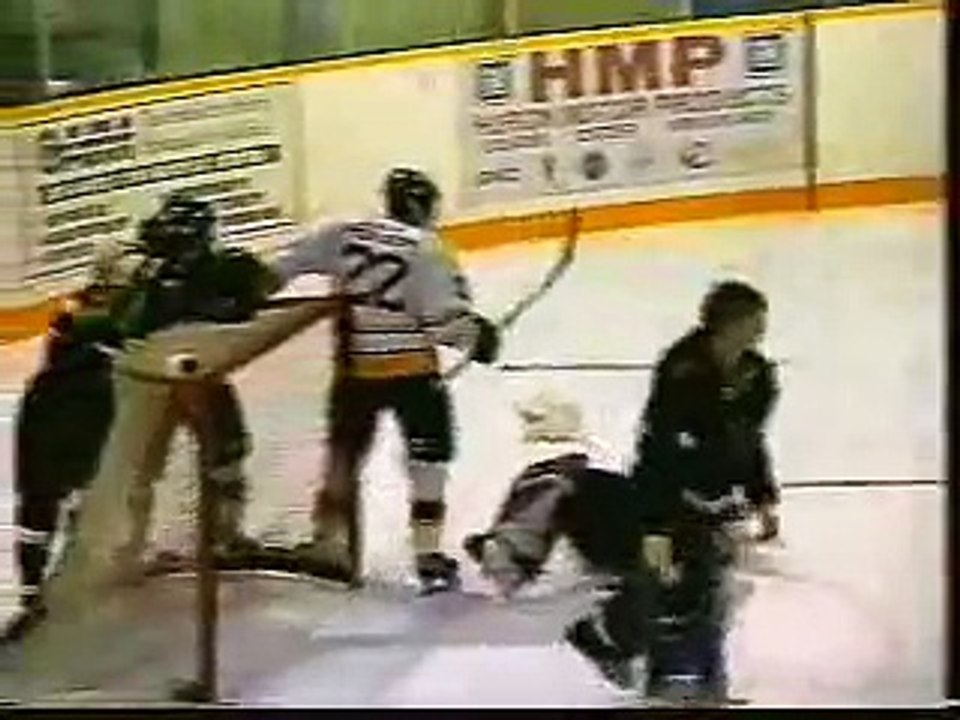 Hockey fight
