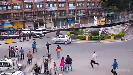 Voice of America News: Footage of the moment the devastating quake shatters Nepal -- KY Network