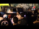 متظاهرو «محمد محمود» يحطمون سيارة شرطة