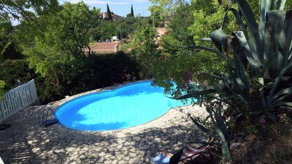 VENTE Maison de Village - FLAYOSC - Sur 4600 m² de terrain avec vue panoramique - Piscine