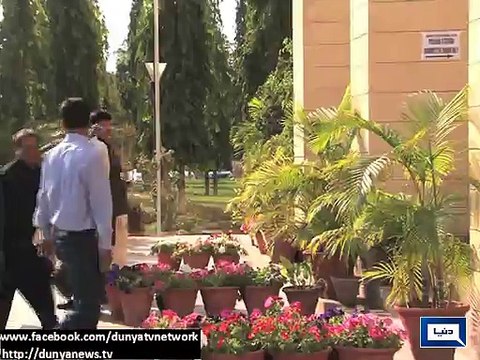 Dunya News - Opposition members criticize Altaf Hussain's statement outside Sindh Assembly