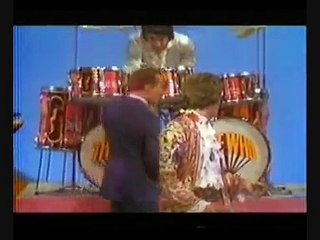 Keith Moon´s drum kit explodes
