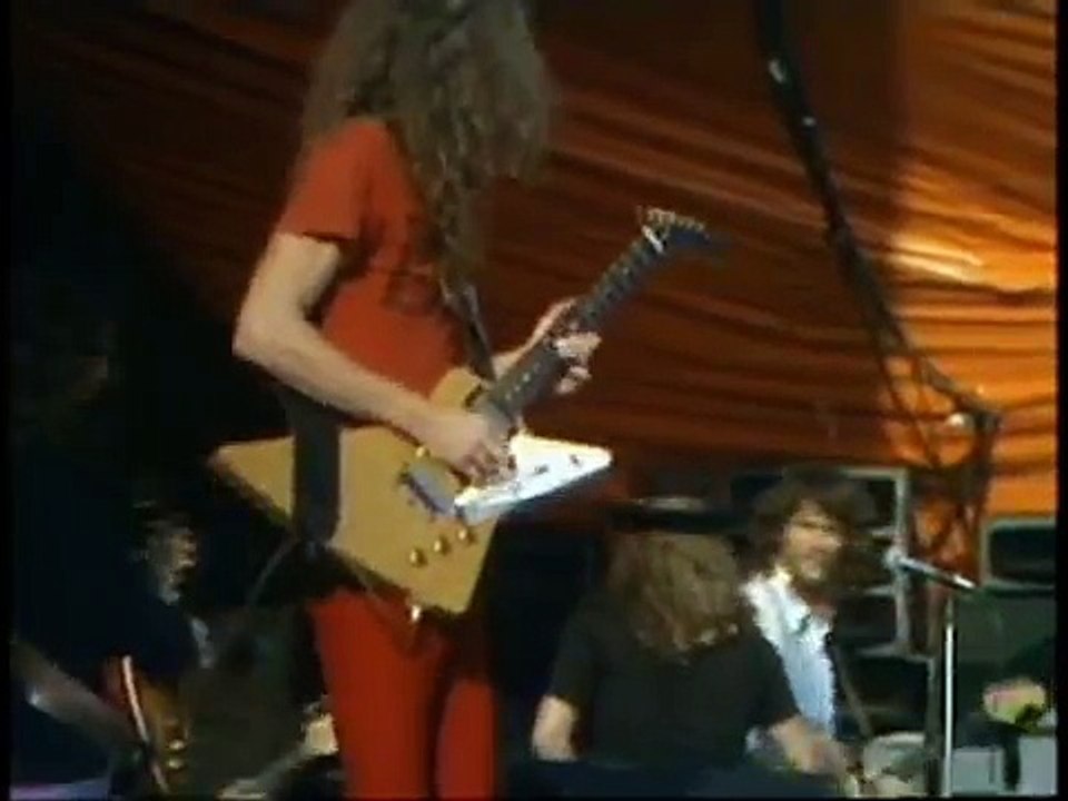 Lynyrd Skynyrd-Call Me The Breeze-1976