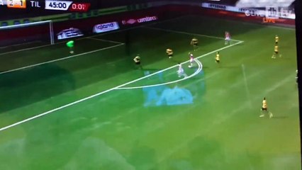 Tremendo pelotazo en Noruega: Gjermund Asen a un joven pasabolas