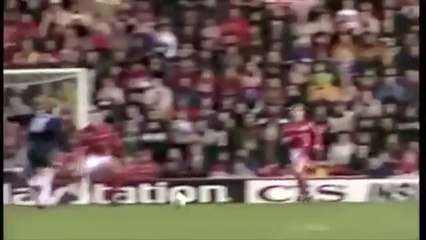 Paul Scholes passing compilation