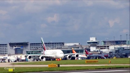 Manchester Airport Time Lapse: Takeoff & Landing