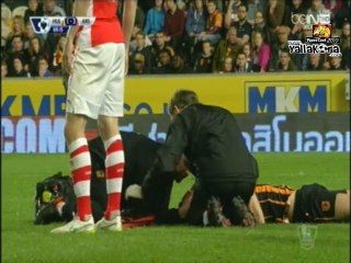 اصابة ودماء مهاجم هال سيتي امام الارسنال