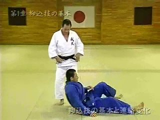 Kashiwazaki Yokoshio gatame - Side mount