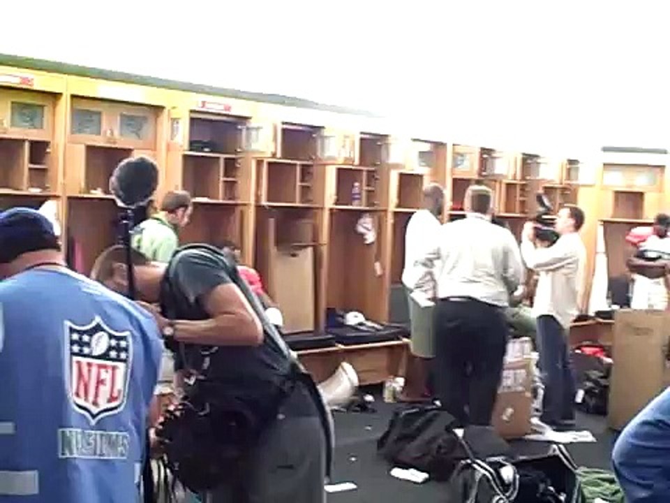 2010 Pro Bowl: AFC Locker Room, Ray Lewis Interview