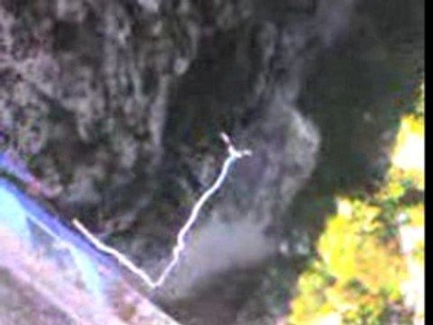 Saut à l'élastique (Pont de l'Artuby)