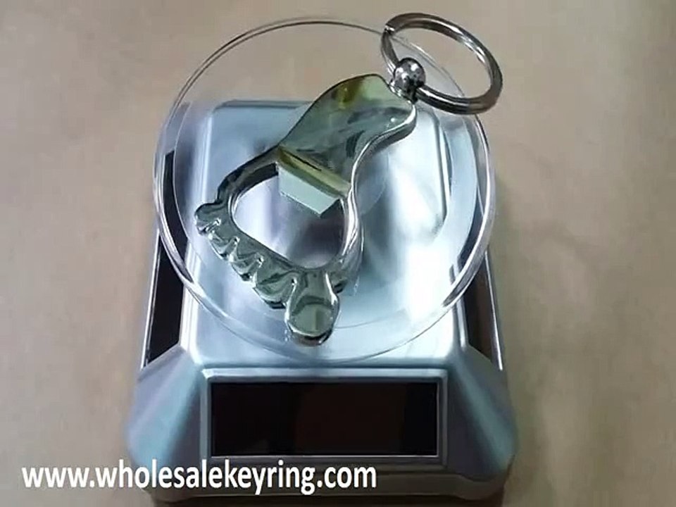 Big foot shaped keychain keyring