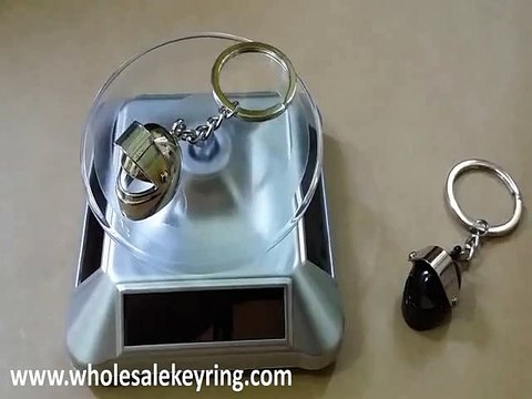 Crash helmet keyring key ring wholesale quality metal helmet keychain chains wholesale