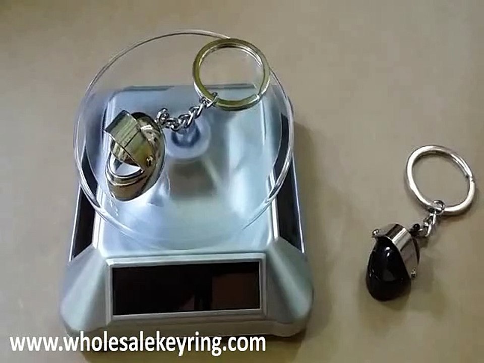 Crash helmet keyring key ring wholesale quality metal helmet keychain chains wholesale