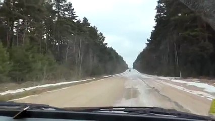 Просёлочные дороги, Беловежская пуща, Леса, Деревни, дома, Деревенский магазин,  Беларусь