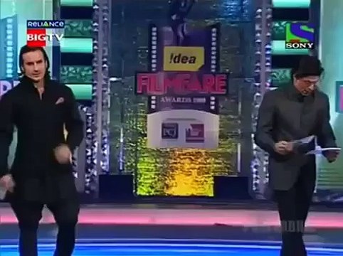 ShahRukh Khan Insulted By Neil Natin Mukesh in Filmfare Award | justpak.com