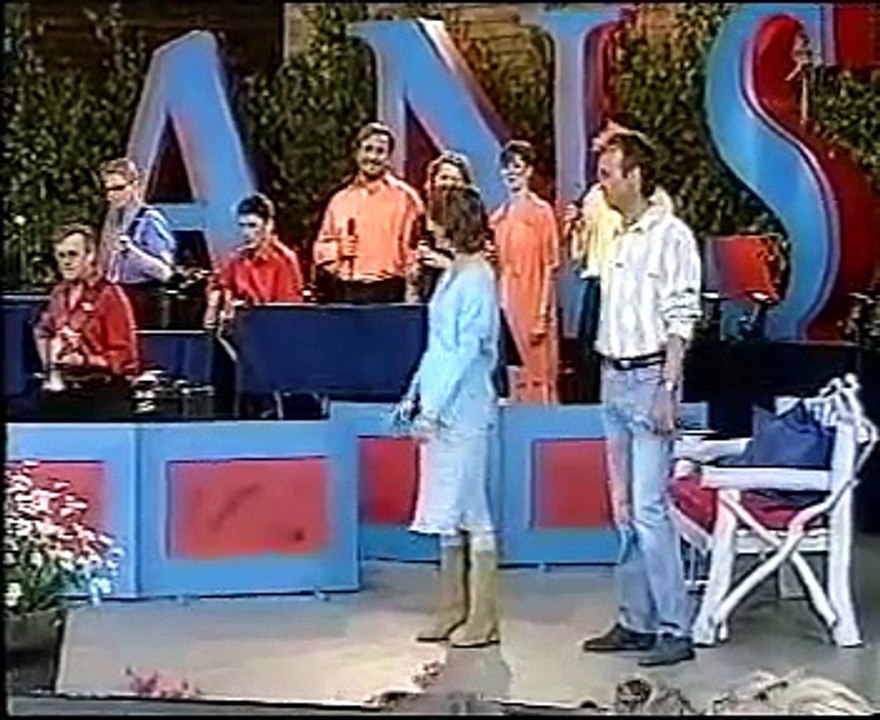 Helen Sjöholm and Björn Skifs - När du älskar (Allsång på Skansen)