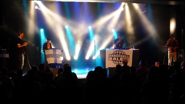 Dancehall balèti à l'espace Julien - Fer Li Cool (live)