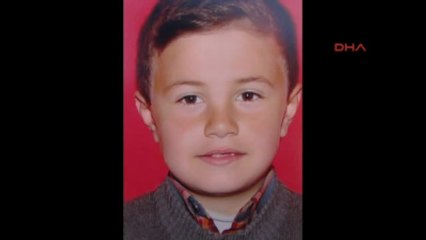 Kınık Minibüsün Altına Kaçan Topunu Almak İsterken Canından Oldu Ek Fotoğraf