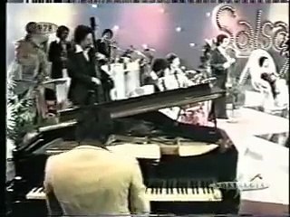 Hector Lavoe " PERIODICO DE AYER"