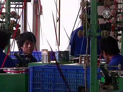 Промышленное производство в КНР замедлило рост