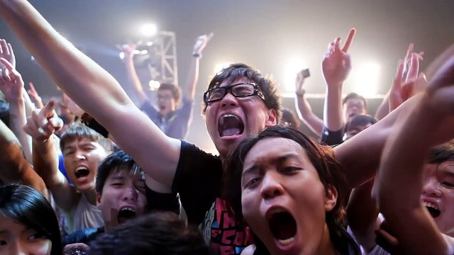 THIRTY SECONDS TO MARS - INTO THE WILD OFFICIAL TRAILER