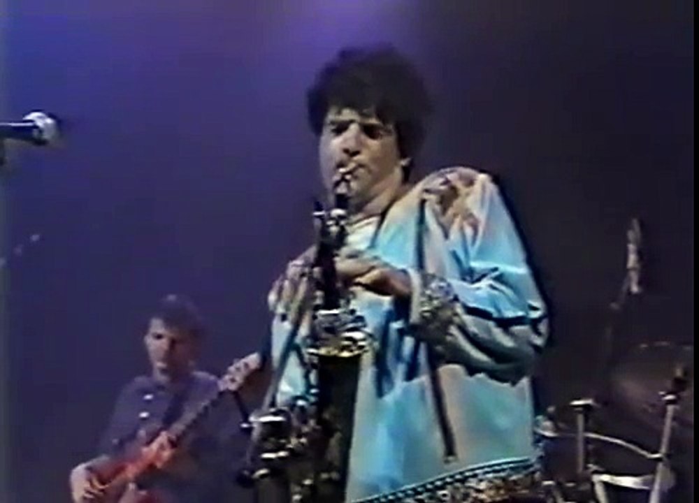 Kid Abelha - Cantar em inglês (Especial TV Manchete - 1989)