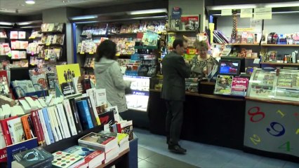 La guerre au FN: "un triste spectacle" pour les Français