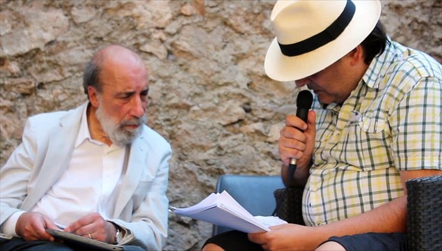 Raúl Zurita Un visage est une fleur dans la solitudes de choses...