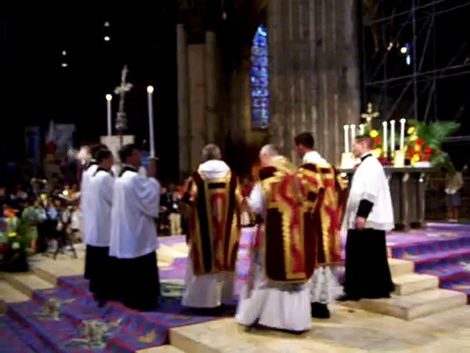 Christus Vincit, Christus Regnat, Christus Imperat