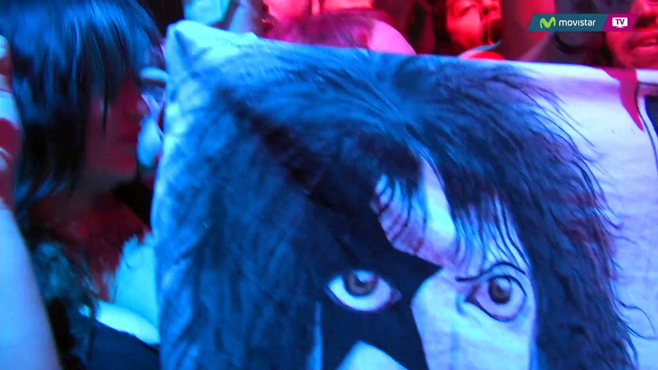 Kiss - God Of Thunder - Movistar Arena, Santiago, Chile - 2015-04-14