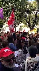 Sciopero a Bari contro la "Buona Scuola" di Renzi - coro "Bella ciao"
