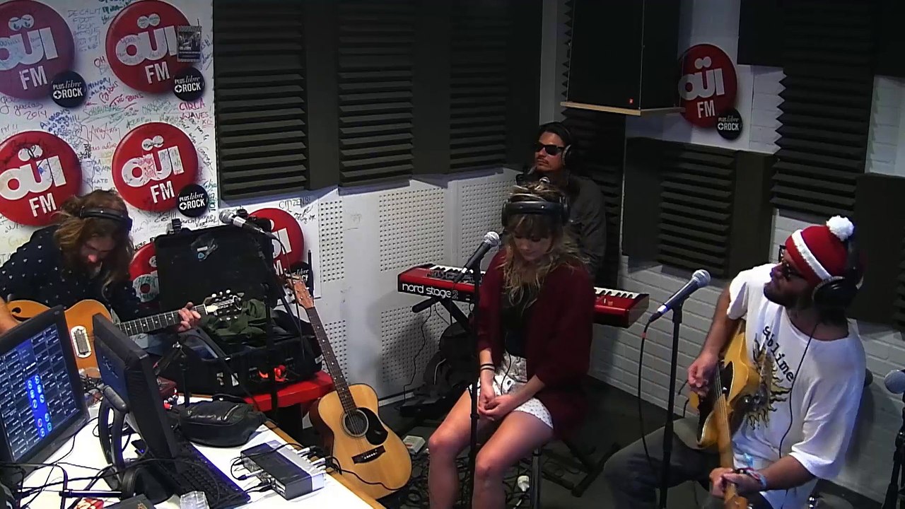 Angus & Julia Stone - Crash and Burn - Session acoustique OÜI FM