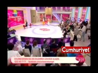 İzdivaç programında canlı yayın kazası