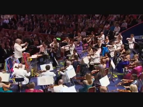 Land of Hope & Glory & Auld Lang Syne (BBC Last Night Of The Proms 2010)